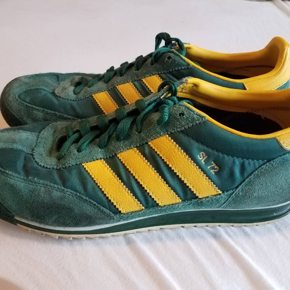 green Adidas SL 72 men's athletic shoes size 8